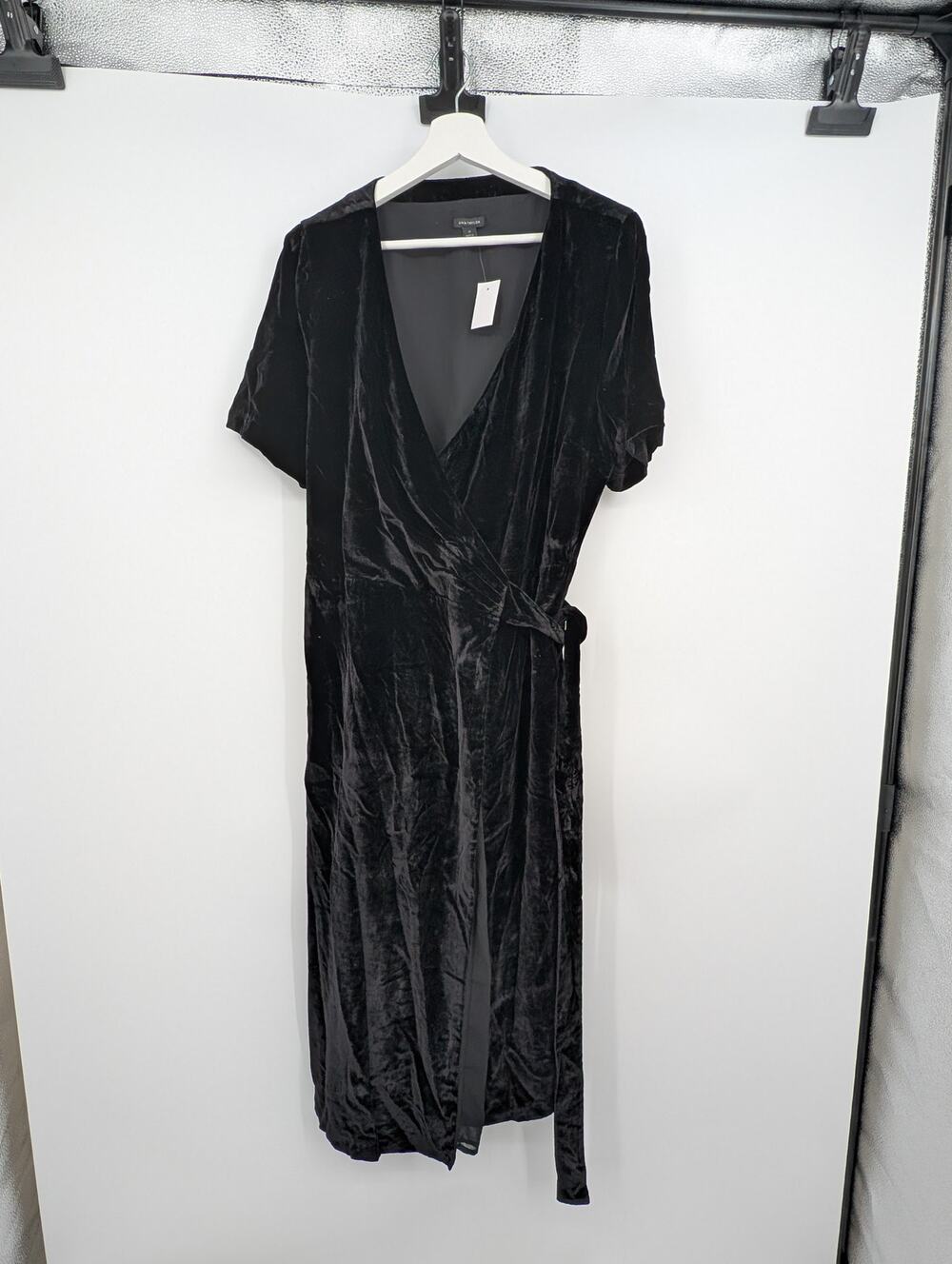 NWT Ann Taylor Black Velvet Wrap Dress Short Sleeve Women's 12 Romantic Goth